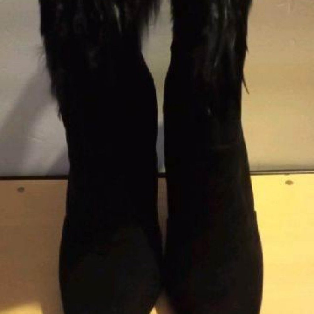 Shoes - Picture 7 of 7